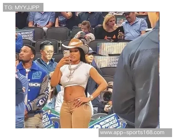 克莱女友马冬梅甜蜜分享二人合照引发热恋话题引网友热议