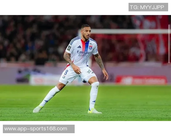 托利索对法甲裁判判罚不满呼吁各方召开会议进行直接沟通